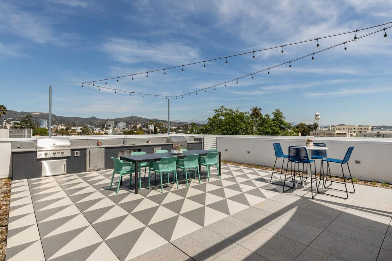 Hollywood 2br W Pool Gym Nr Larchmont Village Lax-1035 *